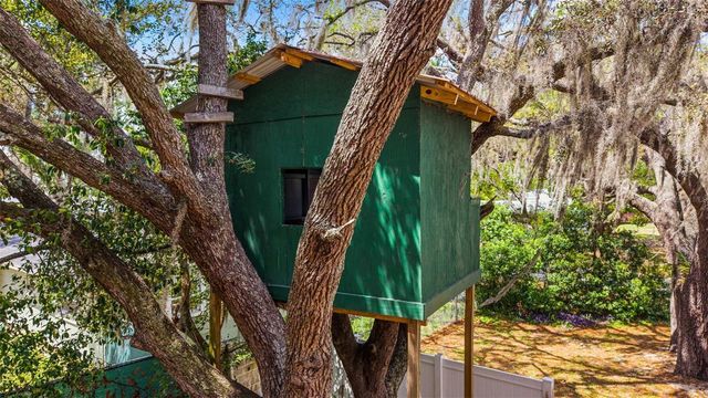 13 E MAGNOLIA STREET, Davenport, FL 33837