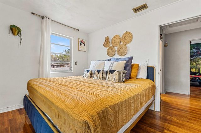 13 E MAGNOLIA STREET, Davenport, FL 33837