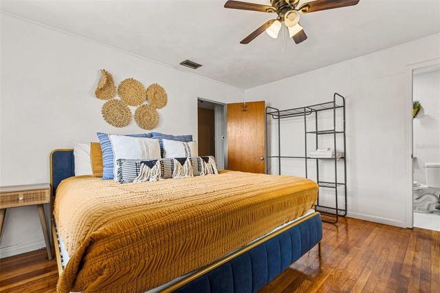 13 E MAGNOLIA STREET, Davenport, FL 33837