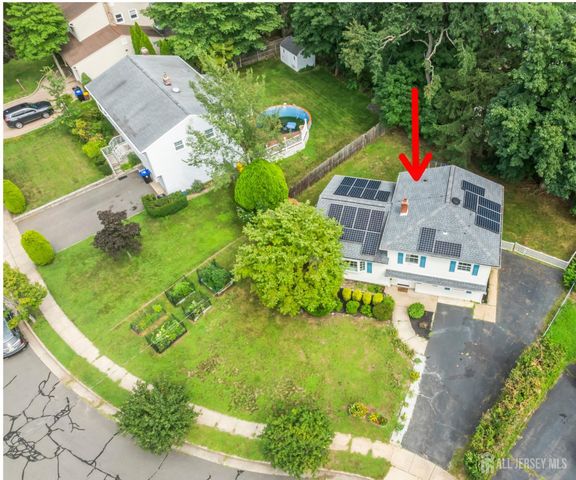 8 Alpine Court, East Brunswick, NJ 08816