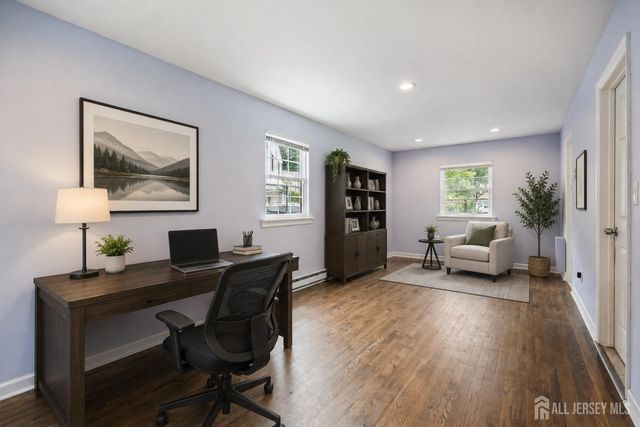 8 Alpine Court, East Brunswick, NJ 08816
