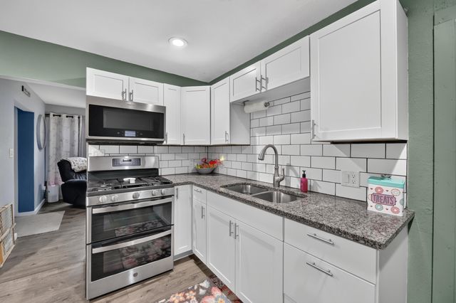 71 N Mason Avenue, Battle Creek City, MI 49037
