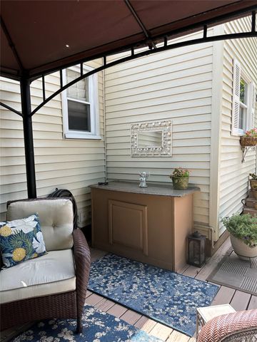 197 Walker Street, West Babylon, NY 11704