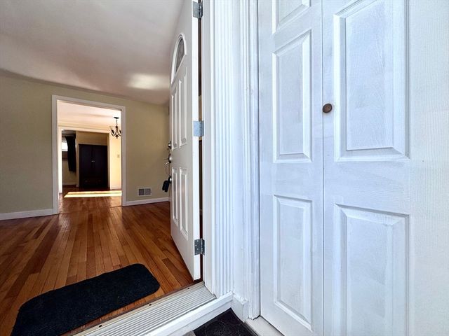 10 Marrigan St, Arlington, MA 02474