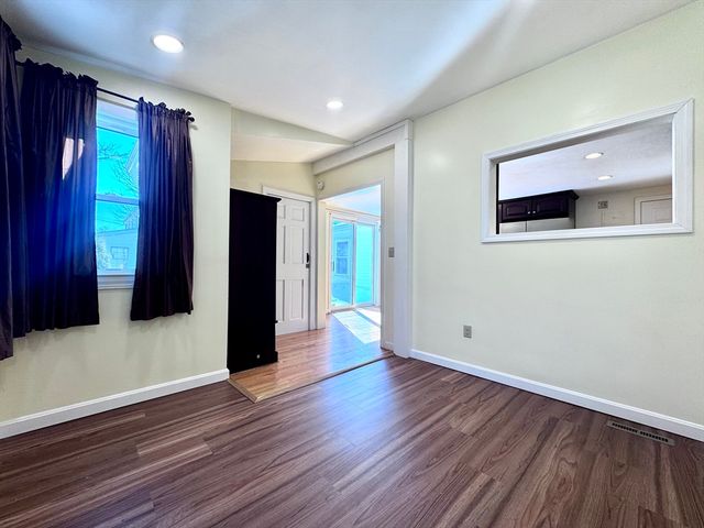 10 Marrigan St, Arlington, MA 02474