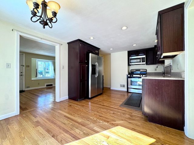 10 Marrigan St, Arlington, MA 02474