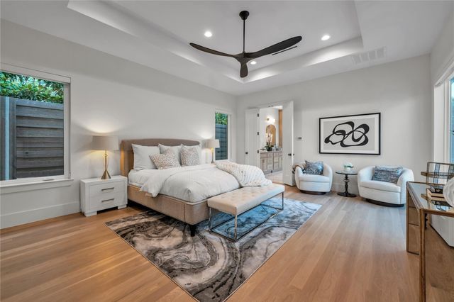 419 W Colorado Boulevard, Dallas, TX 75208