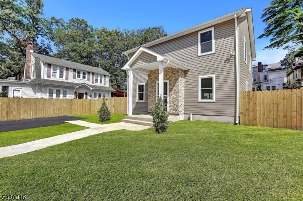 840 Parkside Ave, Trenton City, NJ 08618