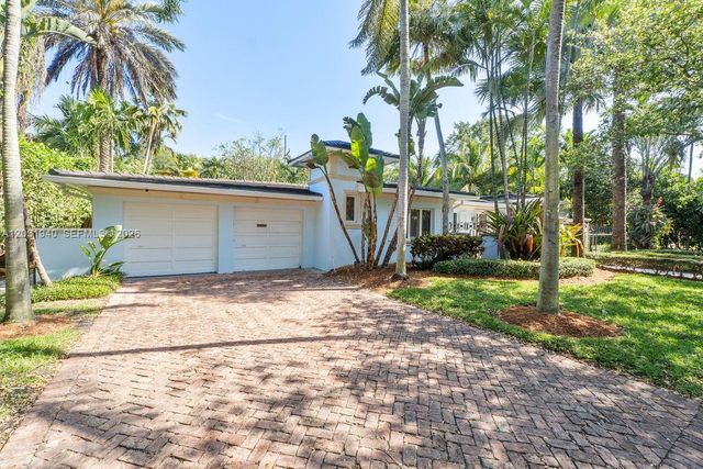 1037 Alfonso Ave, Coral Gables, FL 33146