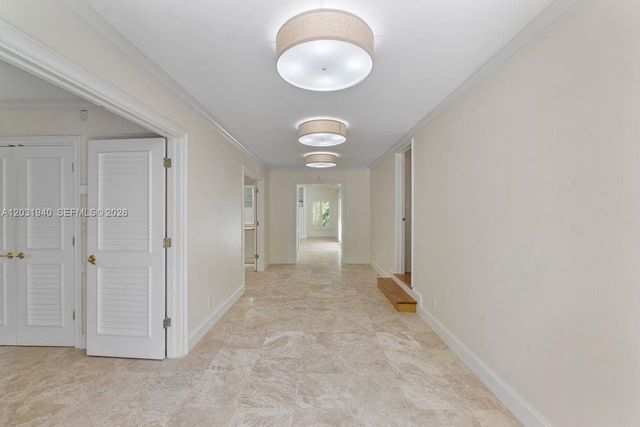 1037 Alfonso Ave, Coral Gables, FL 33146