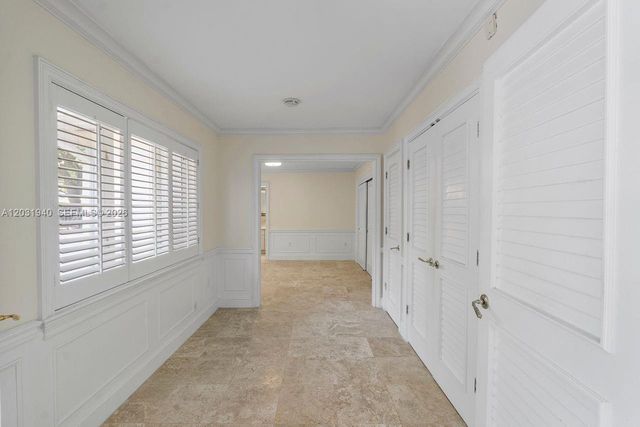 1037 Alfonso Ave, Coral Gables, FL 33146