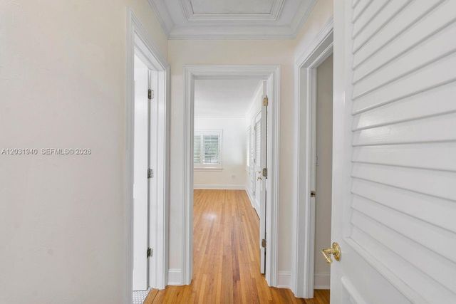 1037 Alfonso Ave, Coral Gables, FL 33146