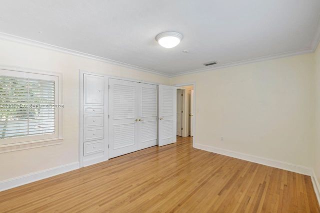 1037 Alfonso Ave, Coral Gables, FL 33146
