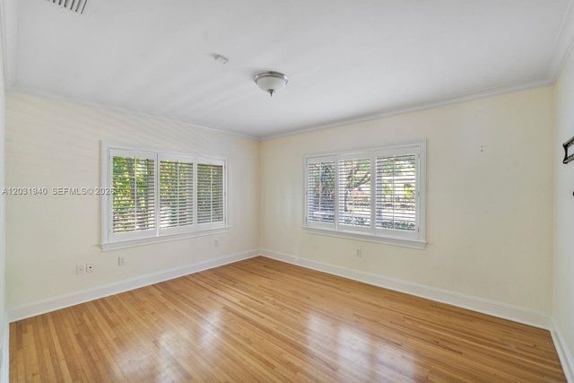 1037 Alfonso Ave, Coral Gables, FL 33146
