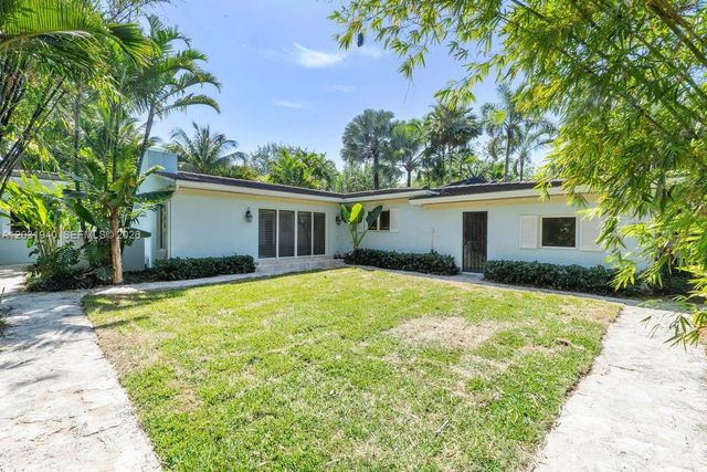 1037 Alfonso Ave, Coral Gables, FL 33146