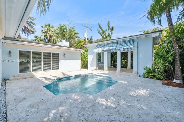 1037 Alfonso Ave, Coral Gables, FL 33146