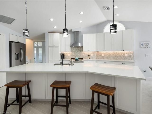 11422 Night Heron DR, Naples, FL 34119