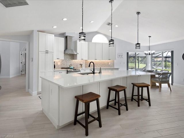 11422 Night Heron DR, Naples, FL 34119