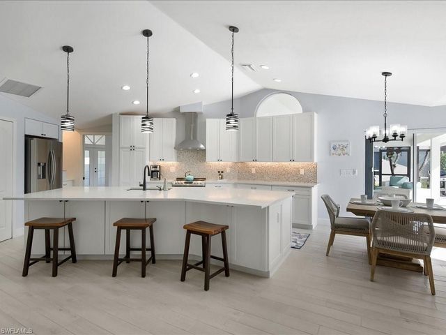 11422 Night Heron DR, Naples, FL 34119