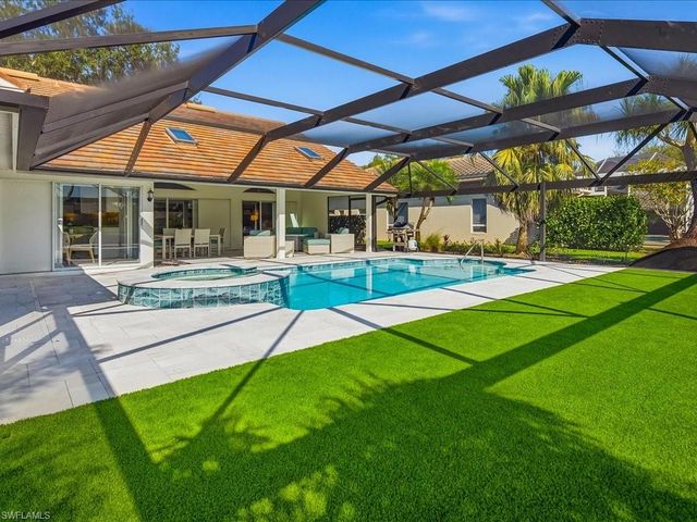 11422 Night Heron DR, Naples, FL 34119