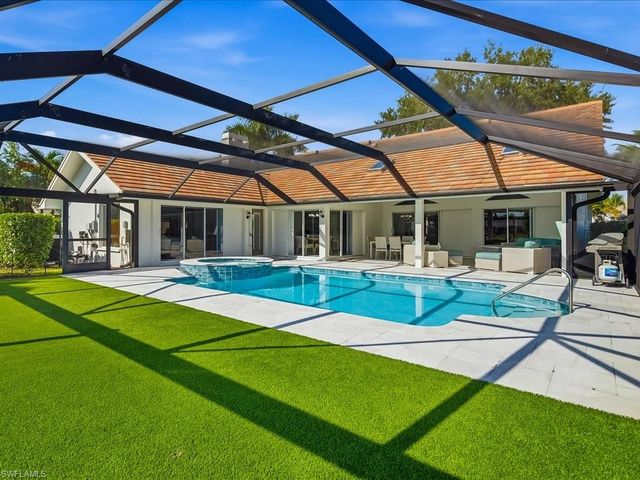 11422 Night Heron DR, Naples, FL 34119