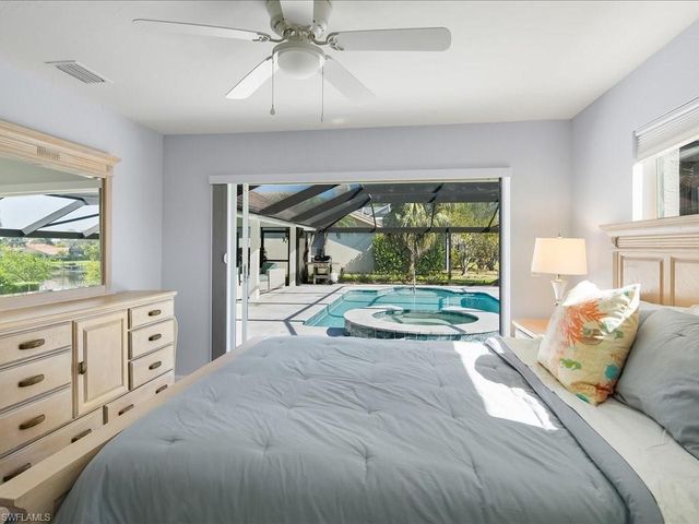 11422 Night Heron DR, Naples, FL 34119