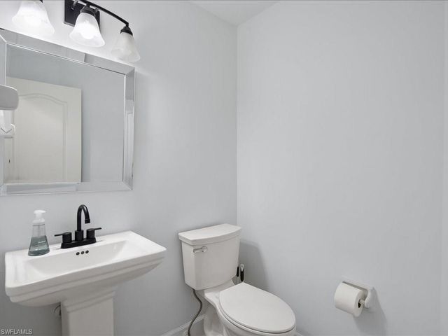 11422 Night Heron DR, Naples, FL 34119