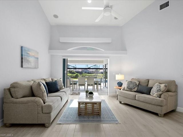 11422 Night Heron DR, Naples, FL 34119