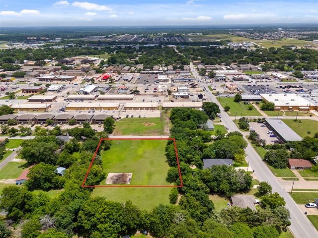 6208 King Street, Greenville, TX 75402