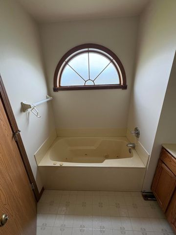 9443 Van Buren, Crown Point, IN 46307