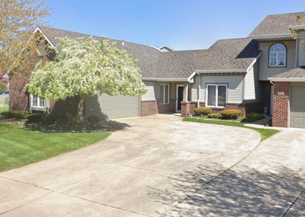 9443 Van Buren, Crown Point, IN 46307