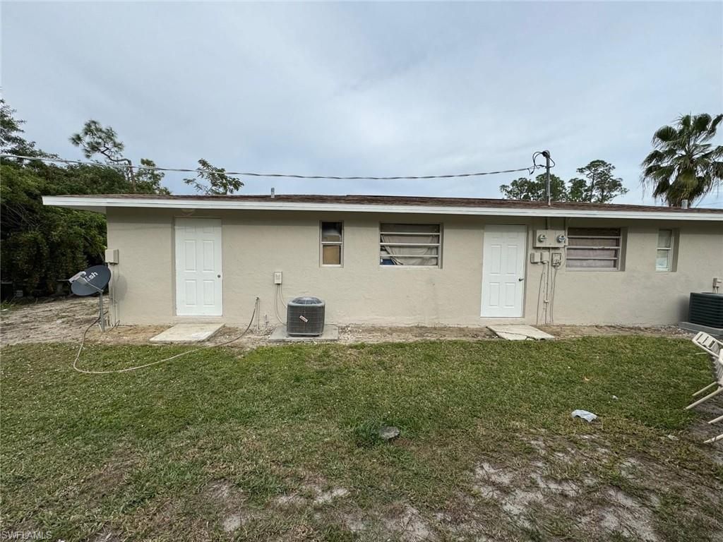 5317 Fleming ST, Naples, FL 34113