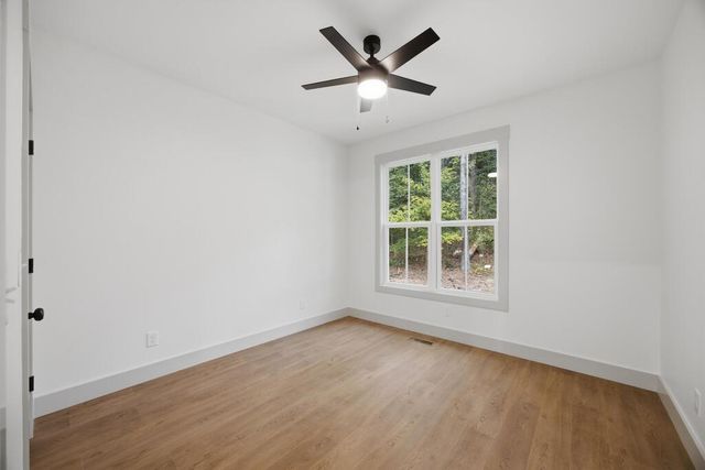 299 Eaglebend Drive, Cohutta, GA 30710