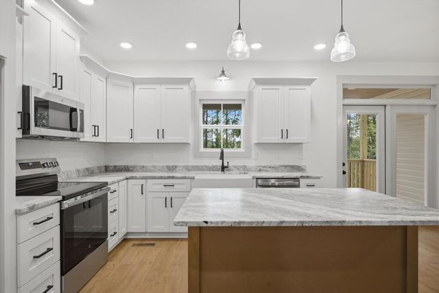 299 Eaglebend Drive, Cohutta, GA 30710