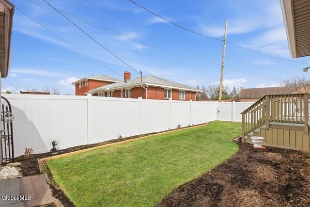 30 Hopewell Street, Albany, NY 12208