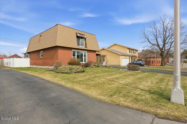 30 Hopewell Street, Albany, NY 12208