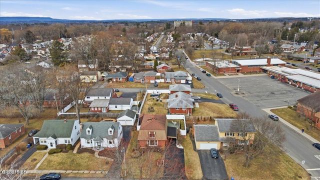 30 Hopewell Street, Albany, NY 12208