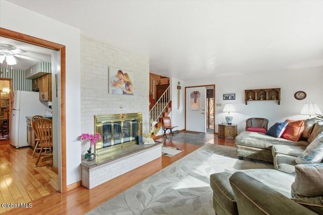 30 Hopewell Street, Albany, NY 12208