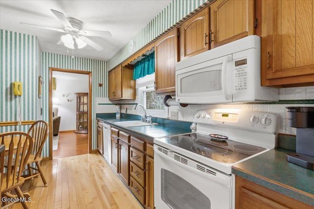 30 Hopewell Street, Albany, NY 12208