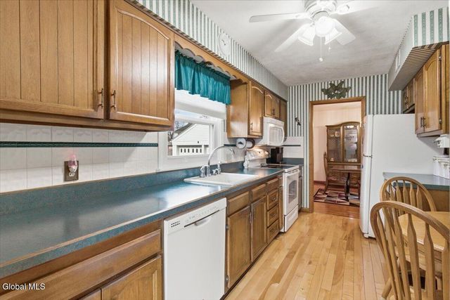 30 Hopewell Street, Albany, NY 12208