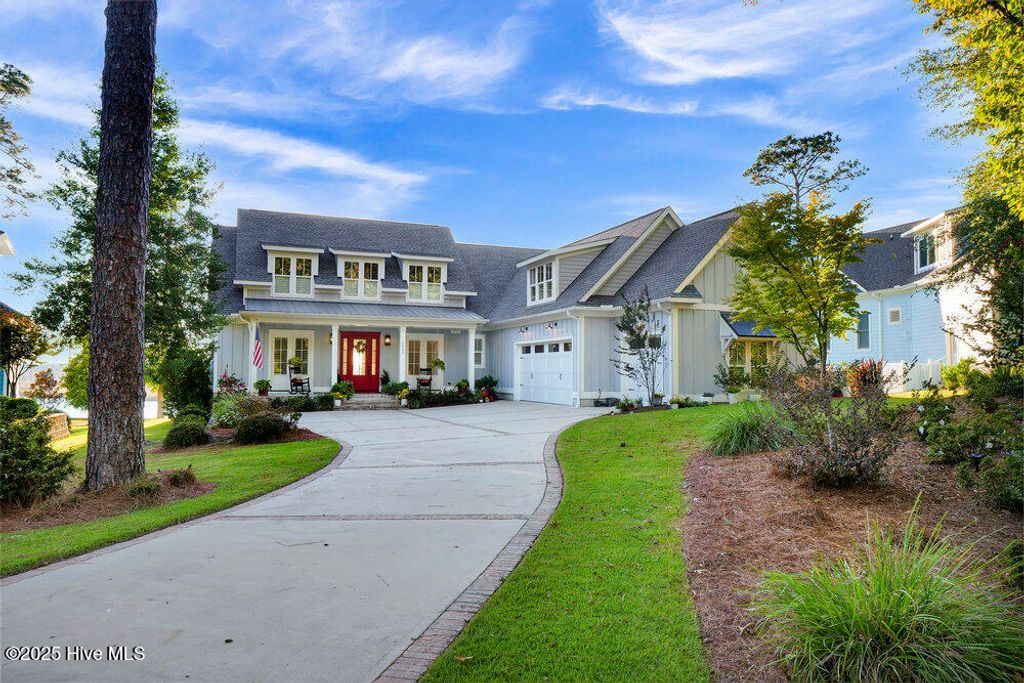 Image 10 of property listing at 3623 White Cliffs Drive, Castle Hayne, NC 28429