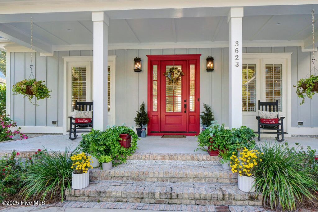 Image 12 of property listing at 3623 White Cliffs Drive, Castle Hayne, NC 28429