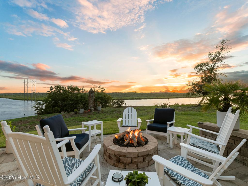 Image 55 of property listing at 3623 White Cliffs Drive, Castle Hayne, NC 28429