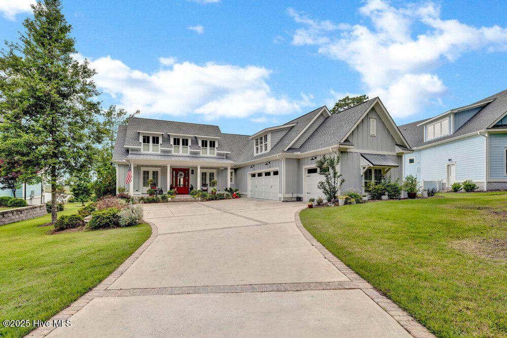 Image 77 of property listing at 3623 White Cliffs Drive, Castle Hayne, NC 28429