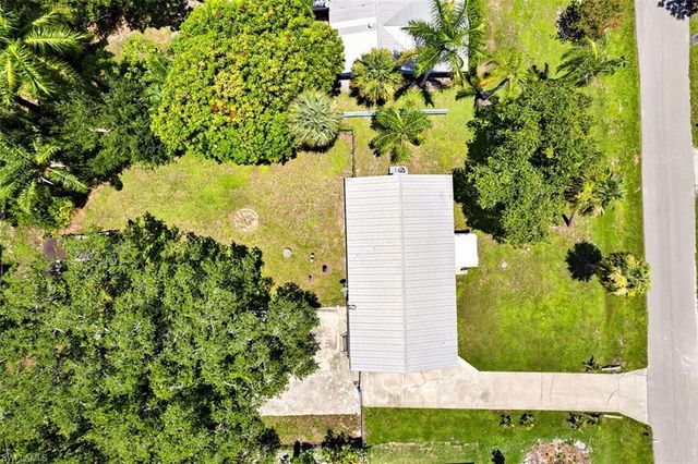 306 Chattanooga DR, Fort Myers, FL 33905