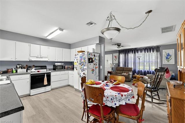 306 Chattanooga DR, Fort Myers, FL 33905