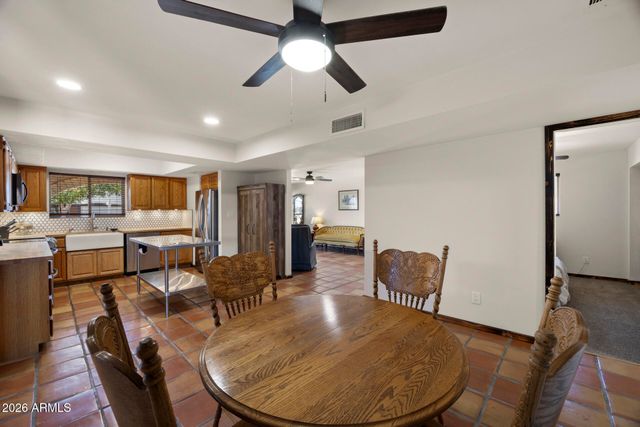 1546 E FLOWER Circle, Mesa, AZ 85204