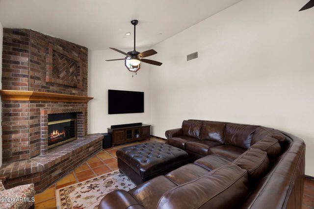 1546 E FLOWER Circle, Mesa, AZ 85204