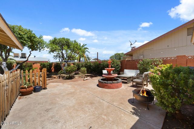 1546 E FLOWER Circle, Mesa, AZ 85204