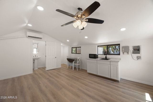 1546 E FLOWER Circle, Mesa, AZ 85204